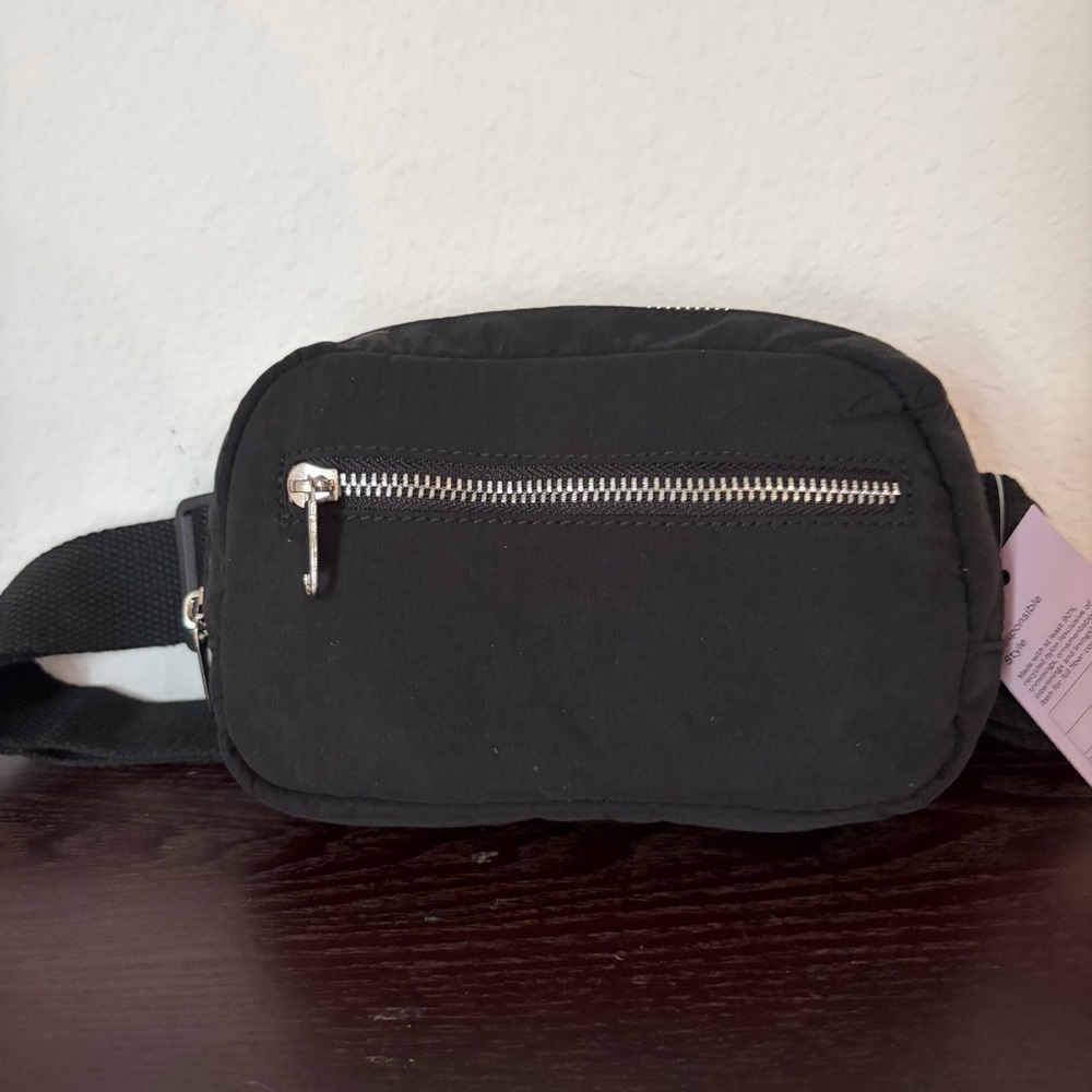 Wild Fable Black Belt Bag